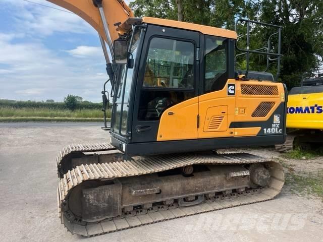 Hyundai HX140L Pelle sur chenilles