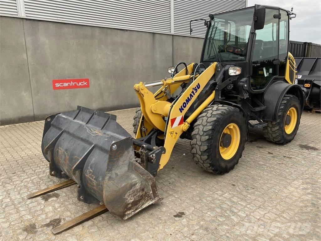 Komatsu WA80M-8EO Chargeuse multifonction