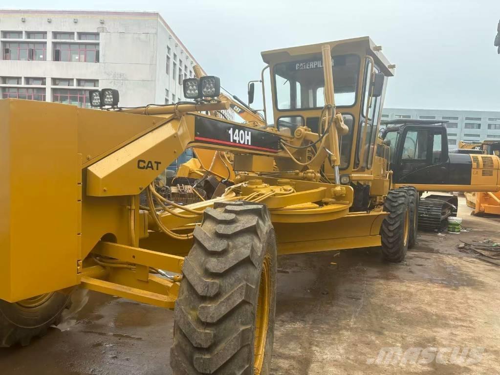 CAT 140 H Niveleuse