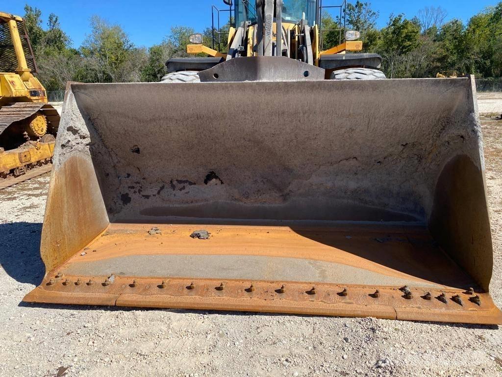 Volvo L 220 H Chargeuse sur pneus