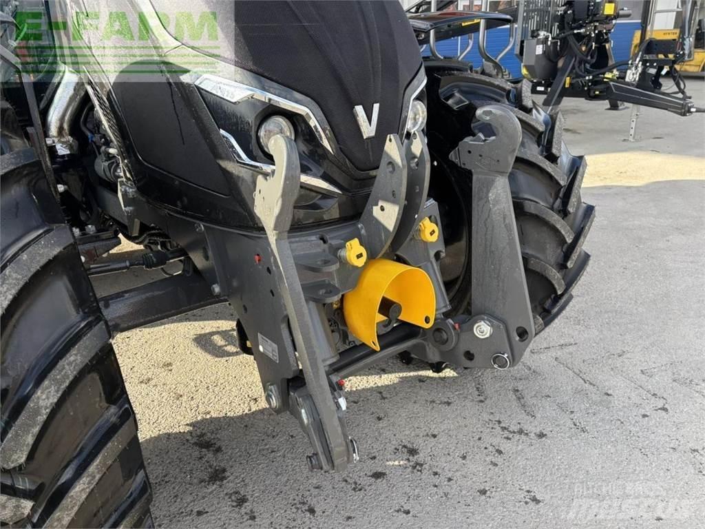 Valtra a 115 Tracteur