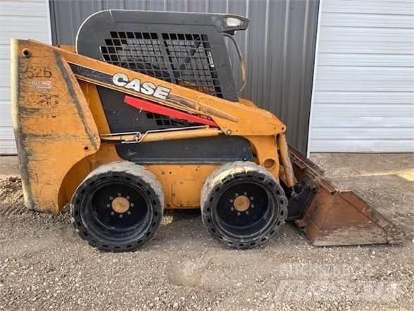 CASE 420 Chargeuse compacte