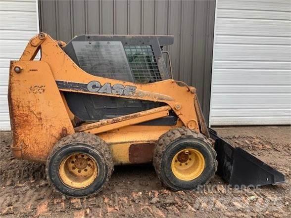 CASE 465 Chargeuse compacte