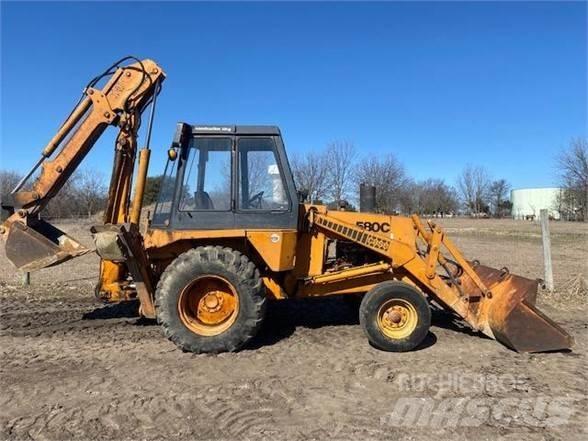 CASE 580C Tractopelle
