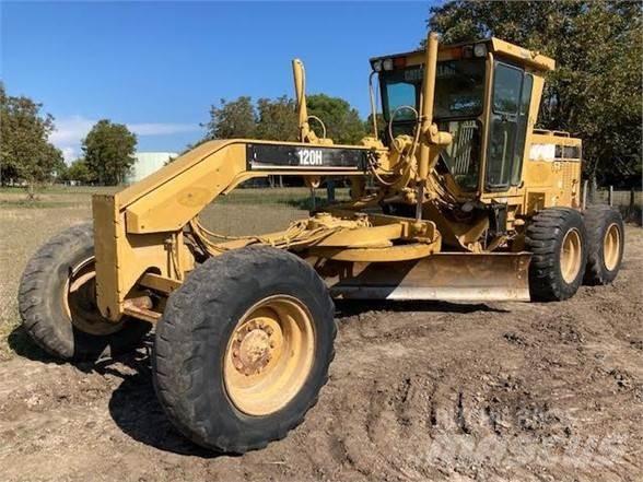 CAT 120H Niveleuse