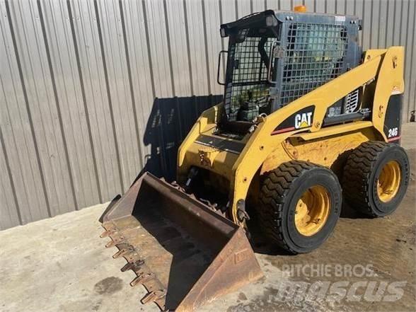 CAT 246 Chargeuse compacte