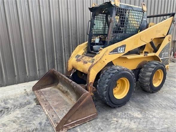 CAT 262B Chargeuse compacte