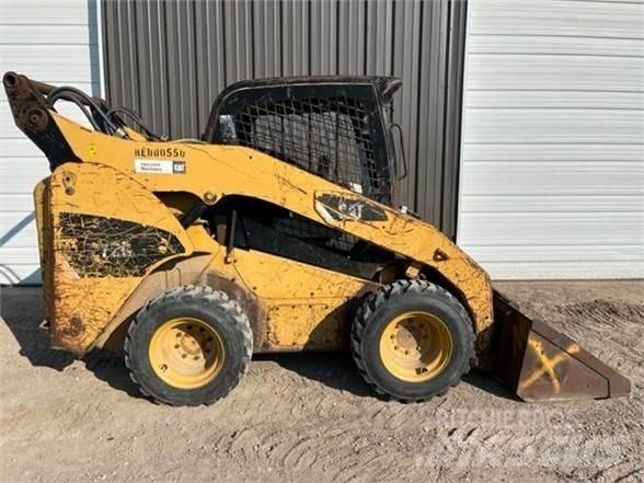 CAT 272C Chargeuse compacte