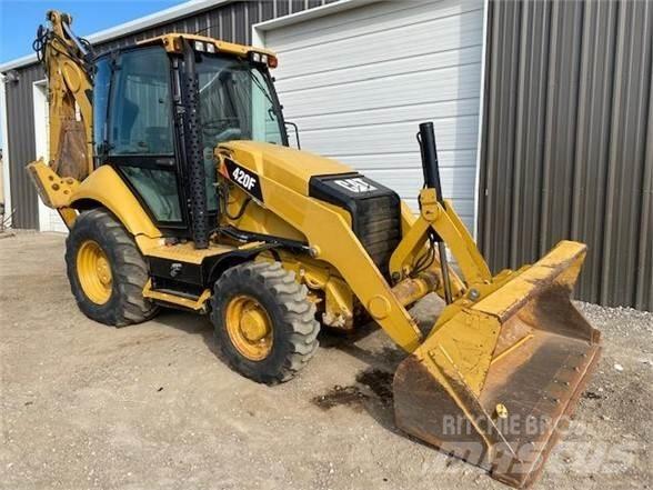 CAT 420F Tractopelle