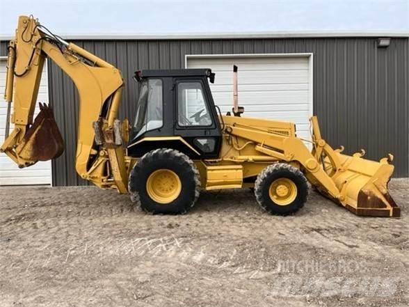 CAT 446B Tractopelle