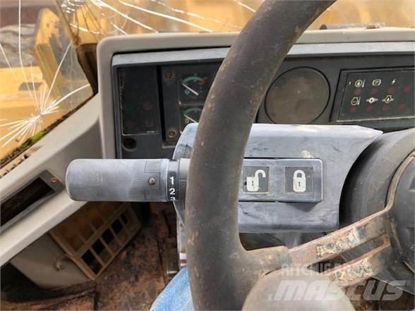CAT 924F Chargeuse sur pneus
