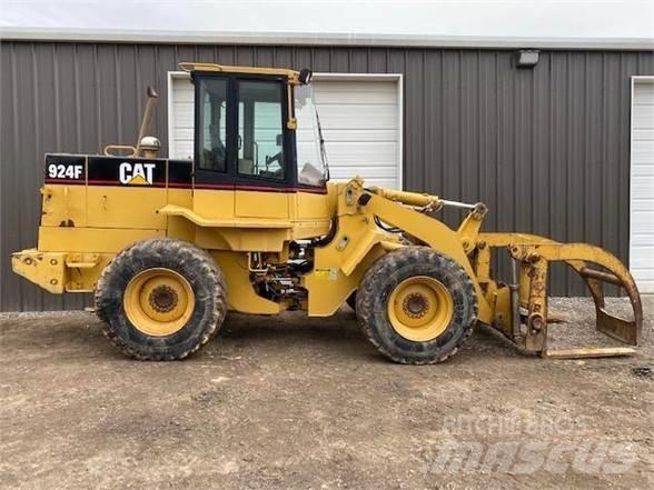 CAT 924F Chargeuse sur pneus