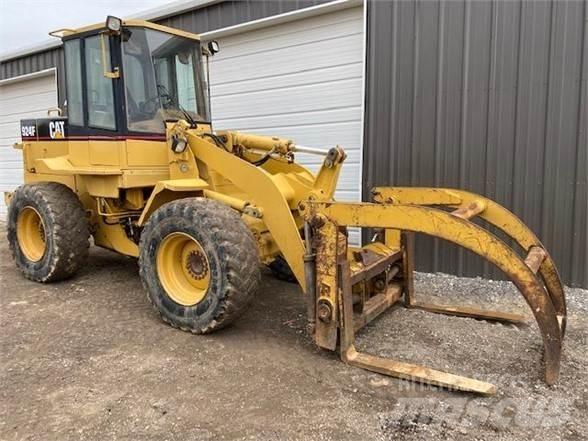 CAT 924F Chargeuse sur pneus