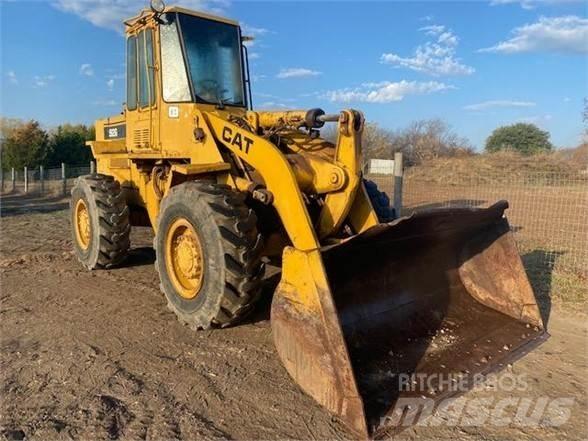 CAT 926 Chargeuse sur pneus