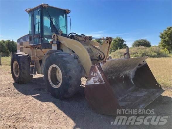 CAT 928G Chargeuse sur pneus