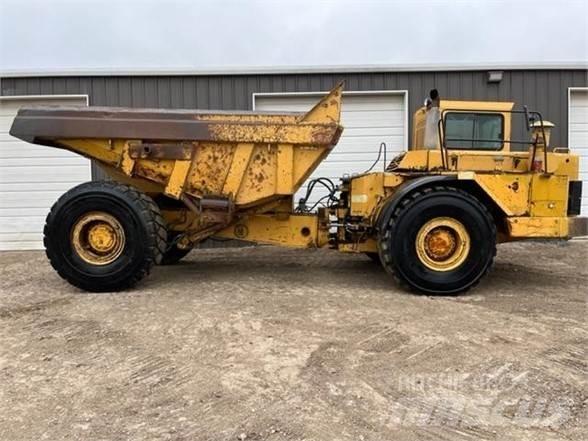 CAT D25C Tombereau articulé
