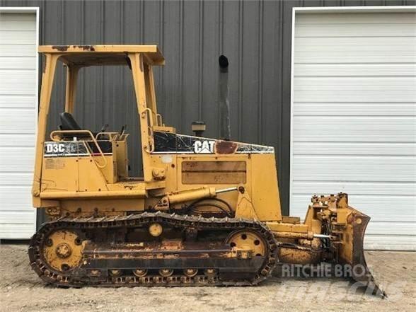 CAT D3C Bouteurs sur chenilles
