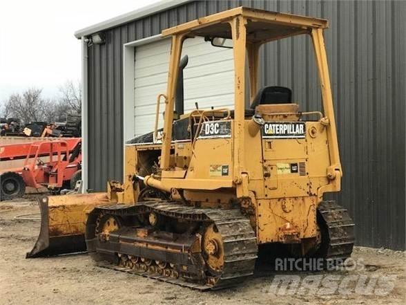 CAT D3C Bouteurs sur chenilles