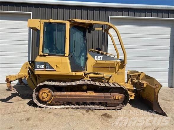 CAT D4G XL Bouteurs sur chenilles