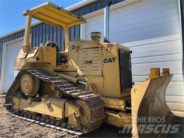 CAT D4H Bouteurs sur chenilles