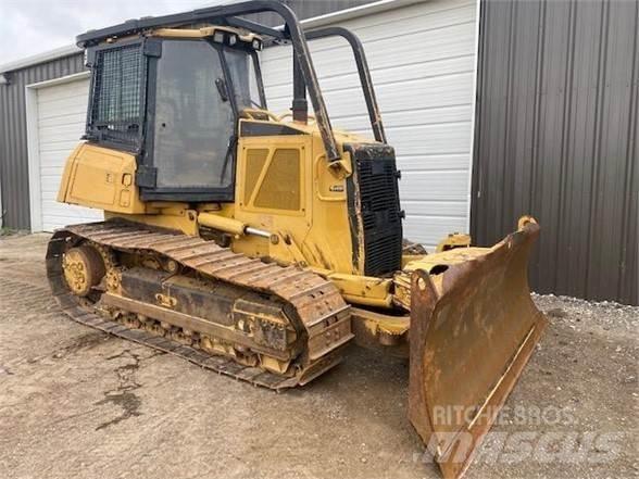 CAT D6K Bouteurs sur chenilles