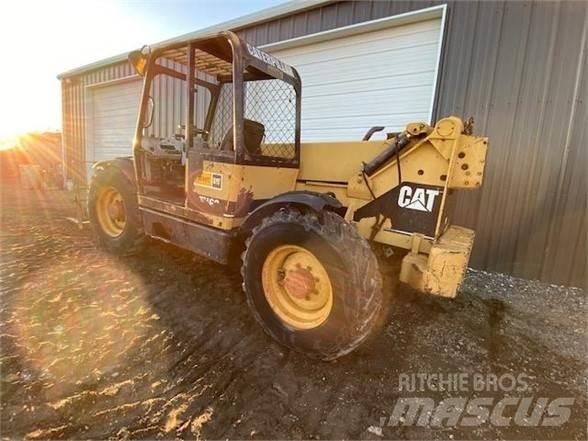 CAT TH63 Chariot télescopique