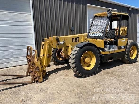 CAT TH63 Chariot télescopique