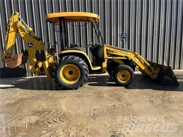John Deere 110 Tractopelle