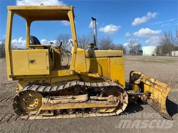 John Deere 450 Bouteurs sur chenilles