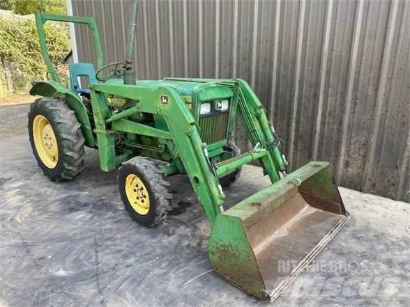 John Deere 850 Tracteur