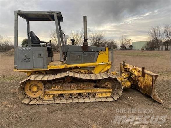 Komatsu D32P-1 Bouteurs sur chenilles