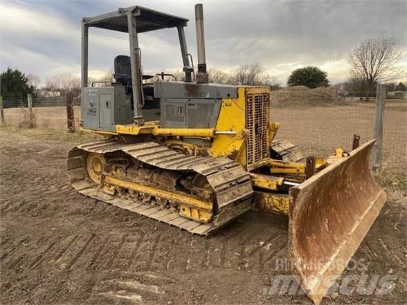 Komatsu D32P-1 Bouteurs sur chenilles