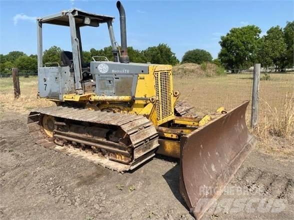 Komatsu D32P-1 Bouteurs sur chenilles