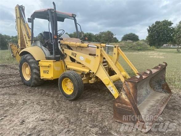 Komatsu WB140 Tractopelle