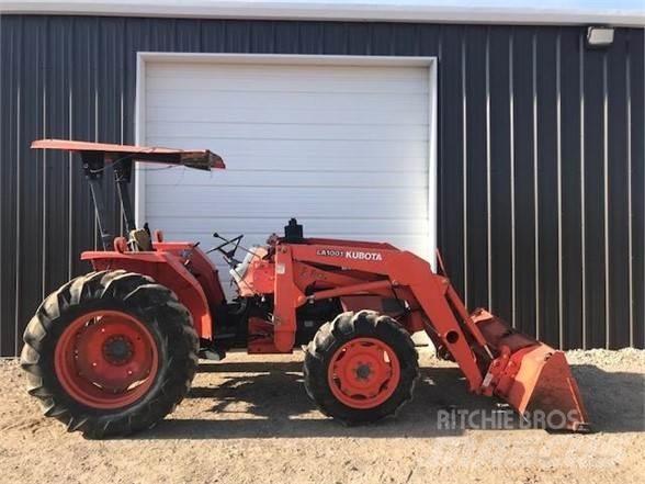 Kubota M4700 Tracteur