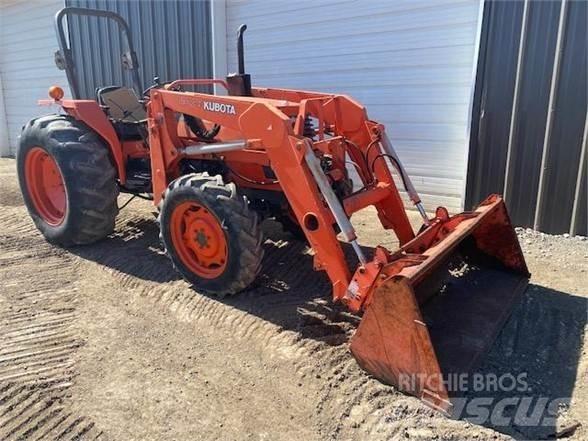 Kubota M4700 Tracteur