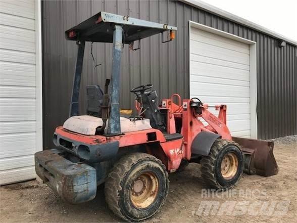 Kubota R420 Chargeuse sur pneus