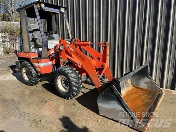 Kubota R420 Chargeuse sur pneus