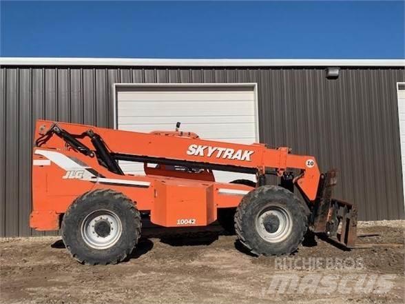 SkyTrak 10042 Chariot télescopique