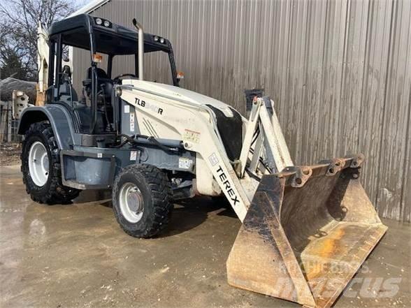 Terex TLB840R Tractopelle