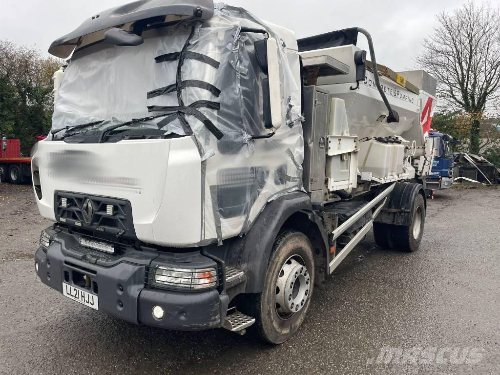 Renault D 18 Centrale à béton