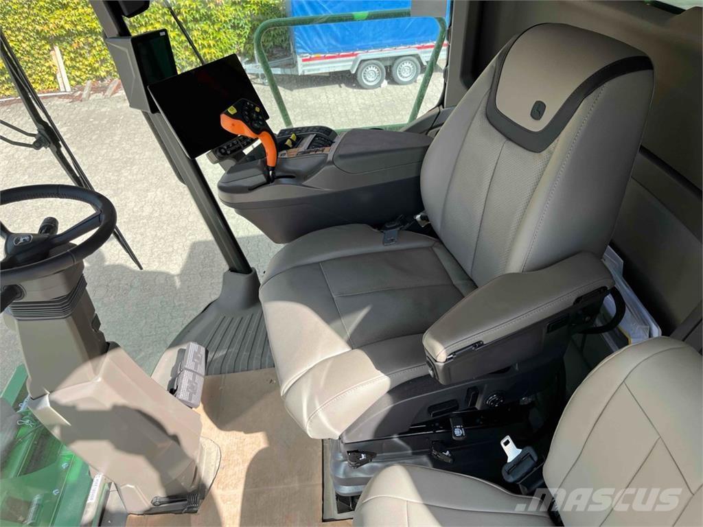 John Deere T5 600 Moissonneuse batteuse