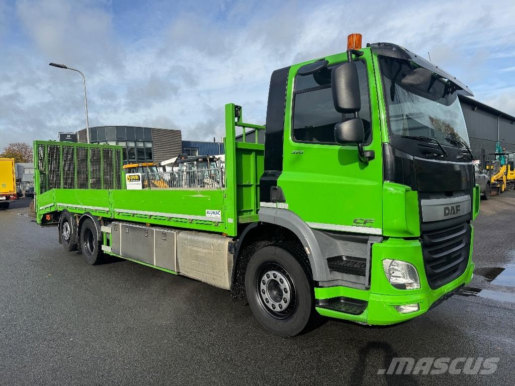 DAF CF 370 Camion porte engin