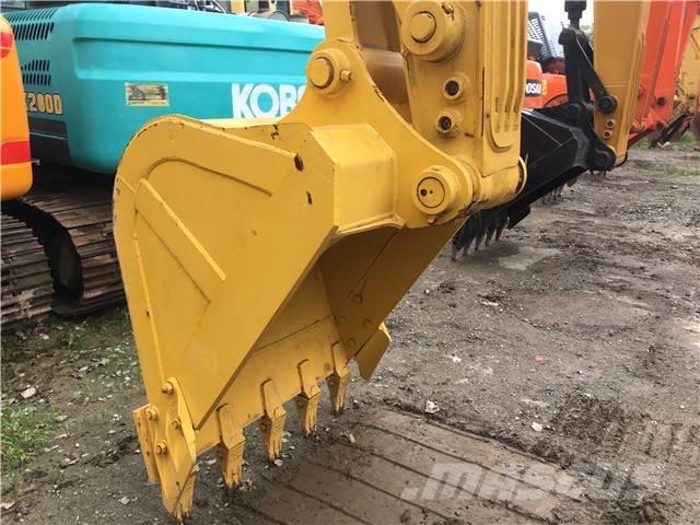 Komatsu PC 200 Pelle sur chenilles