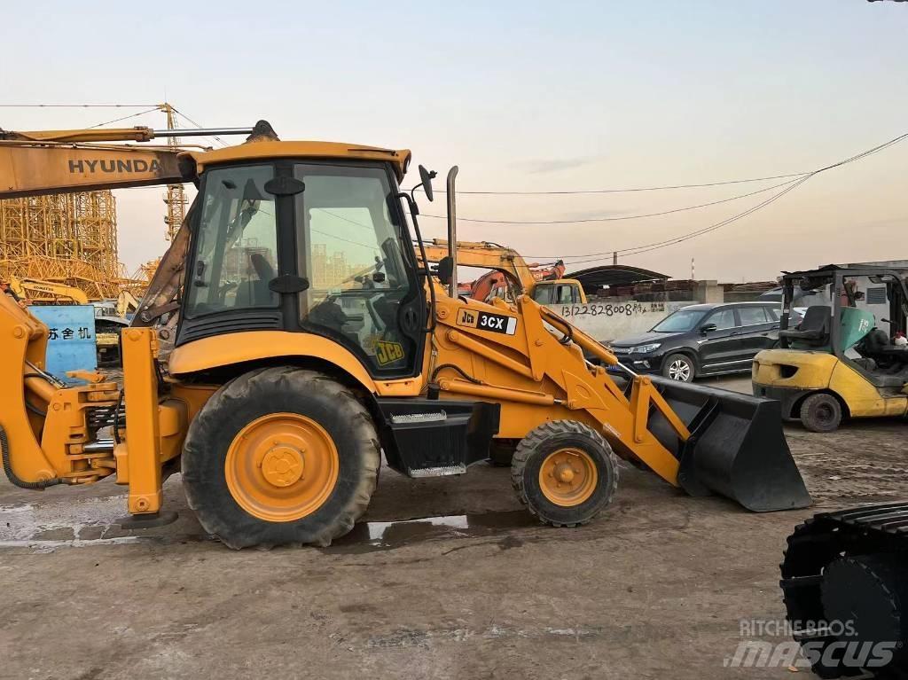 JCB 3CX Tractopelle