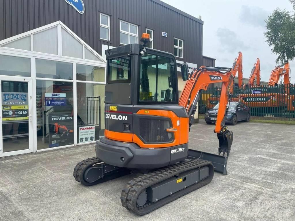 Develon DX 35 Z-7 Mini pelle < 7t