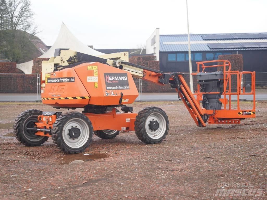JLG 340 AJ Nacelles articulées