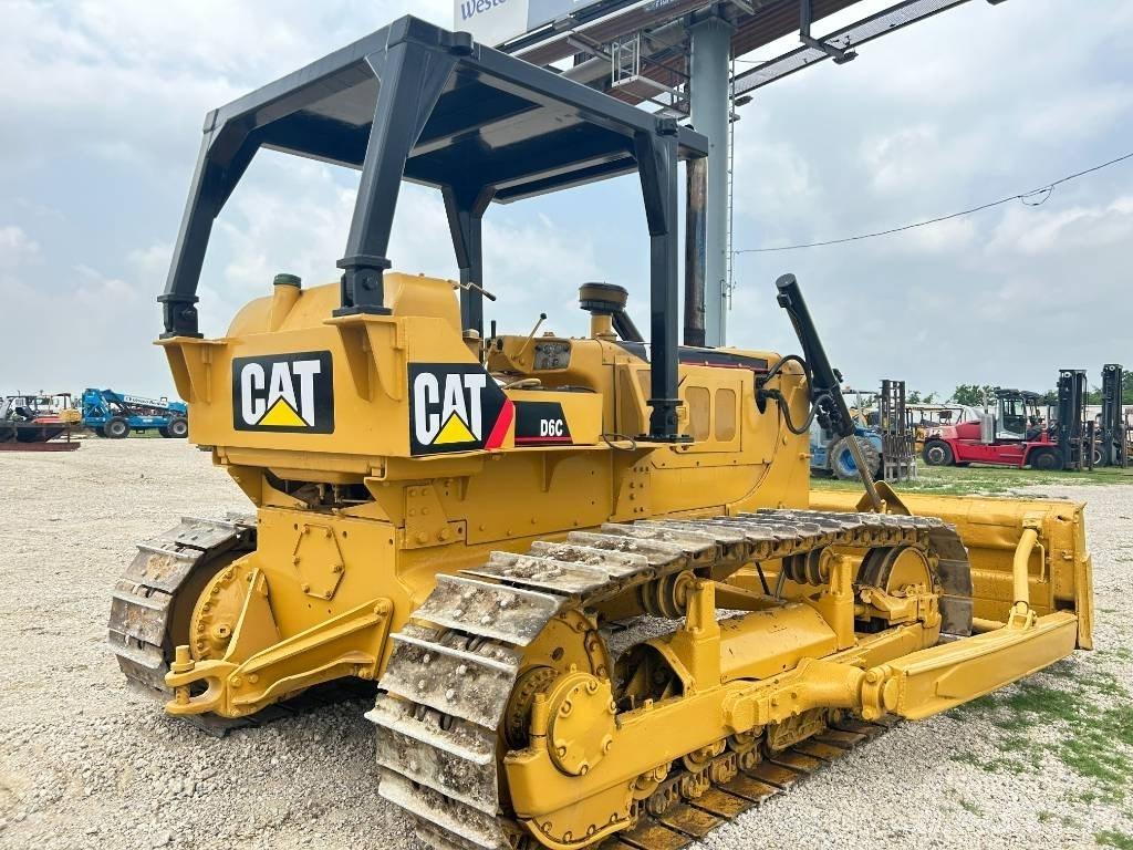 CAT D 6 C Bouteurs sur chenilles