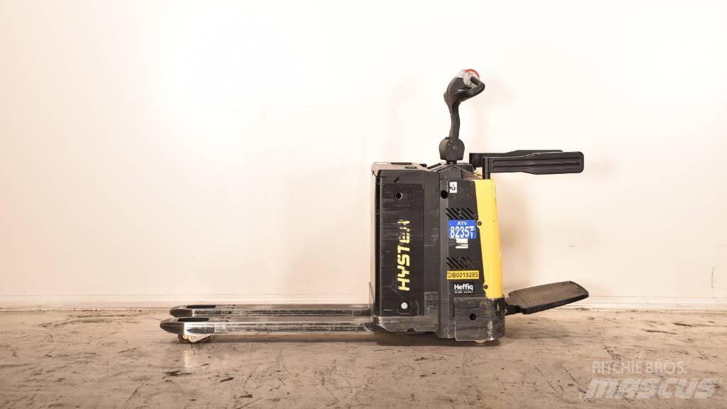 Hyster P 2.0 S Transpalette accompagnant porté debout