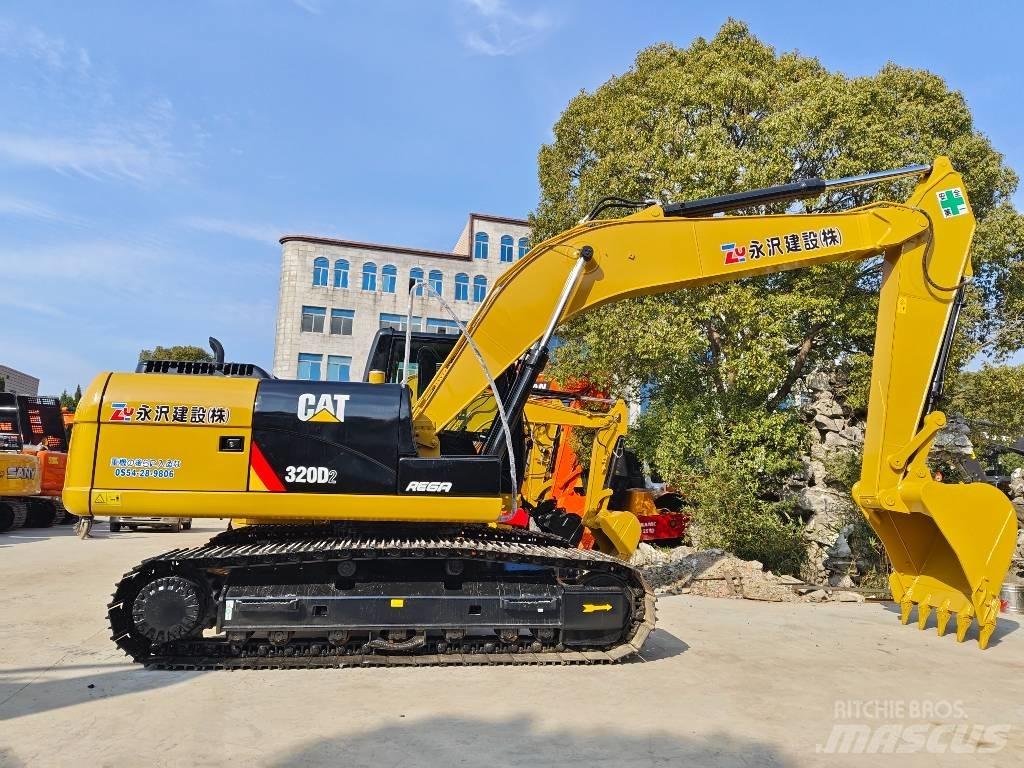 CAT 320 D Pelle sur chenilles